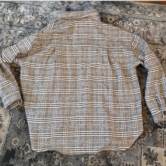 Plaid Button-Up Shacket - Picture 4 of 4